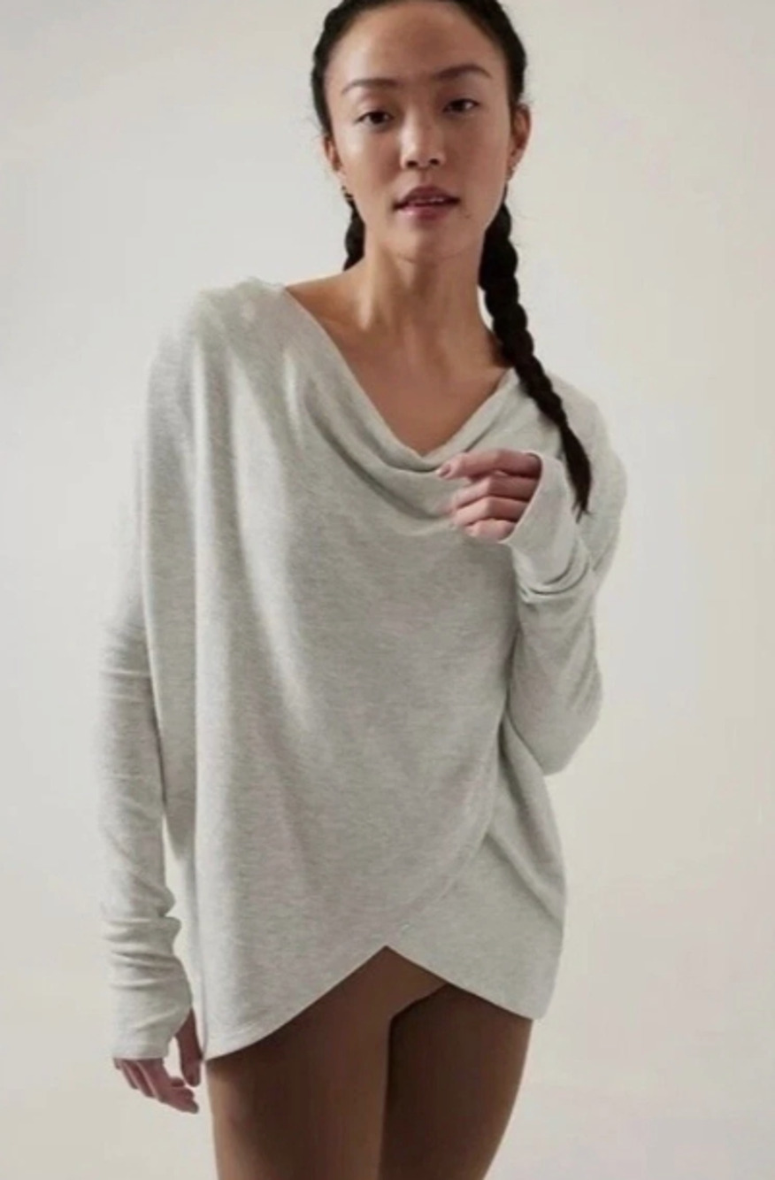 Athleta Purana Wrap Sweatshirt Grey Soft Hooded Cowl Neck Thumbholes Size Large